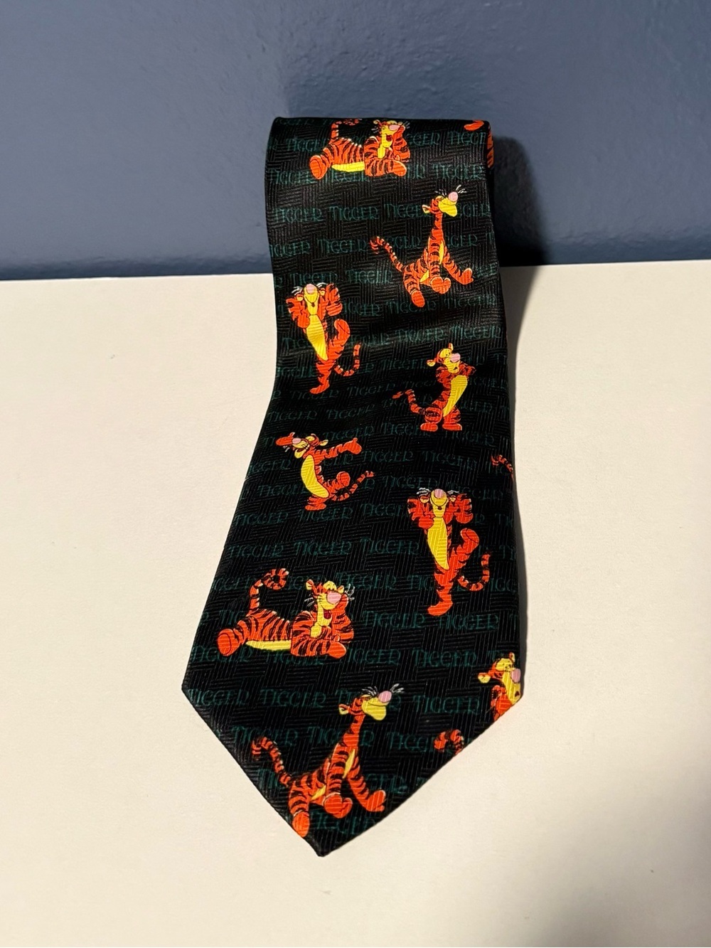 Vintage Disney Tigger Necktie Winnie The Pooh Novelty Men’s Black & Orange Tie
